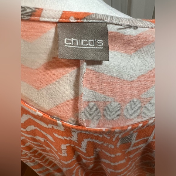 Chico’s Mid Sleeve Sheer High Low Hem Split Back Blouse - Picture 4 of 4